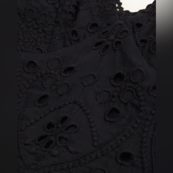 Abercrombie & Fitch Schiffli Set Cropped Tank Top - Picture 5 of 8